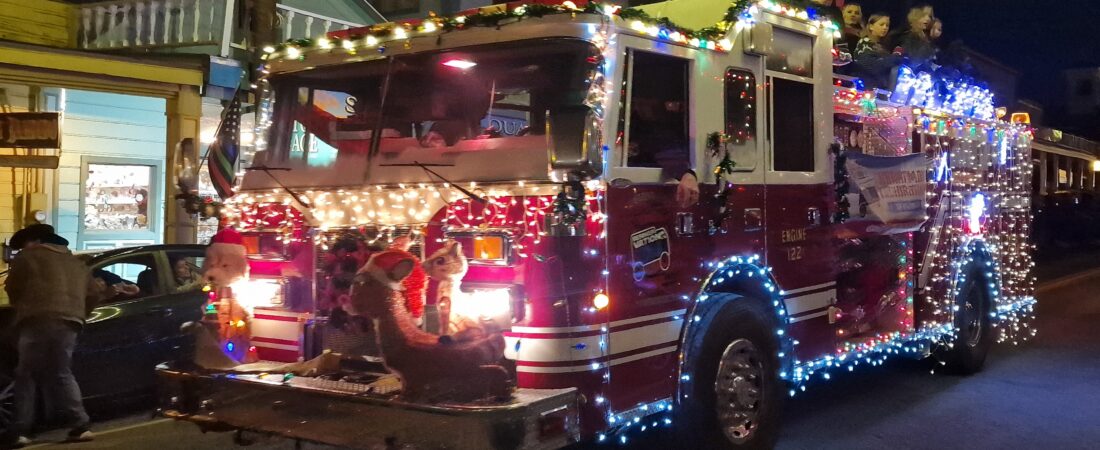 Bożonarodzeniowa Parada w Minden, Nevada – Magiczne Święta w USA